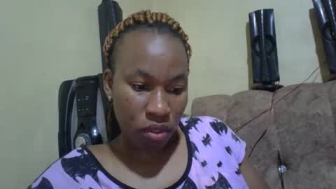 sweetdiva2012 online show from September 13, 2025, 3:28 am