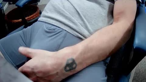 Snapshot of sweetdong chatting on January 13, 2026, 3:39 pm Stick around its a grower online show from January 13, 2026, 3:39 pm