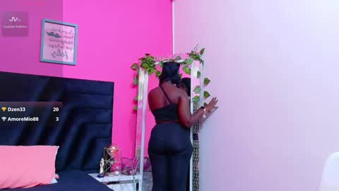 sweeterchocolatee online show from October 1, 2025, 3:01 am