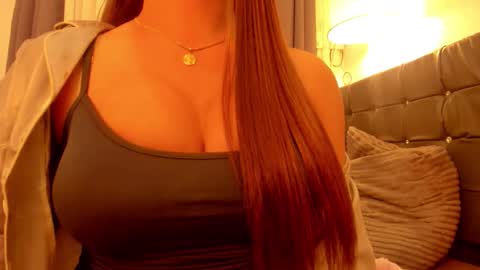 Snapshot of sweetest_one4 chatting on March 23, 2026, 7:45 am sweetest_one4 online show from March 23, 2026, 7:45 am