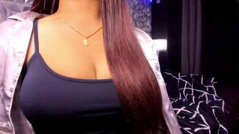 Snapshot of sweetest_one4 chatting on May 22, 2026, 8:47 pm sweetest_one4 online show from May 22, 2026, 8:47 pm