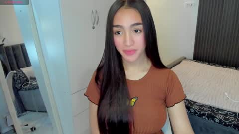 Snapshot of sweetestmallow chatting on December 27, 2024, 4:04 am mallow online show from December 27, 2024, 4:04 am