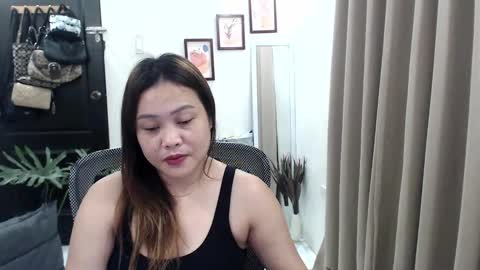 Snapshot of sweetestsmile_ chatting on December 14, 2024, 4:45 am Khaye online show from December 14, 2024, 4:45 am