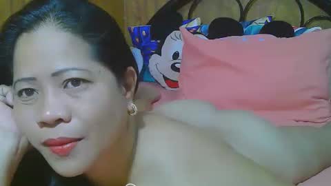 sweeteyes69xx online show from April 9, 2026, 3:28 am