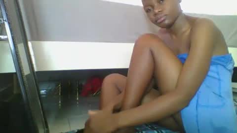 Snapshot of sweetgal2025 chatting on December 17, 2025, 7:25 am EUNICE online show from December 17, 2025, 7:25 am