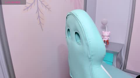 Snapshot of sweetgirl4u_ chatting on February 12, 2025, 10:14 am MIA online show from February 12, 2025, 10:14 am