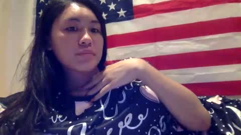 Snapshot of sweetgirllucy24xx chatting on February 27, 2026, 2:39 pm sweetgirllucy24xx online show from February 27, 2026, 2:39 pm