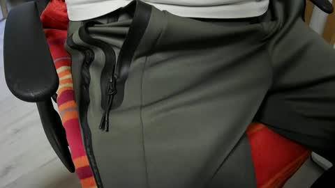 sweethard77 online show from January 16, 2025, 12:53 pm