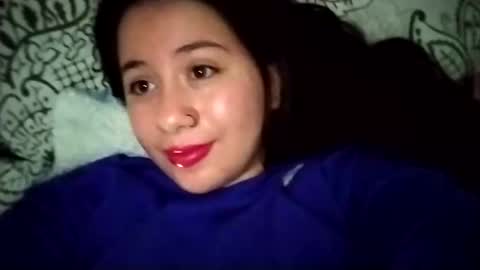 Snapshot of sweetie__annie chatting on February 27, 2025, 3:36 am Ana Mara  i cant Make noise My family is here  online show from February 27, 2025, 3:36 am