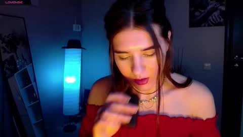 sweetie_catt online show from February 12, 2025, 11:51 am
