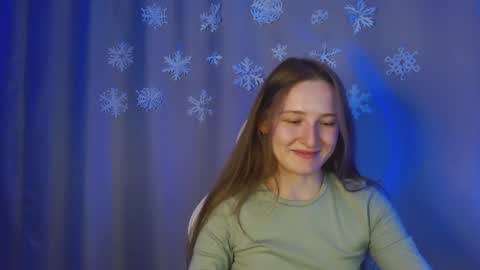 Snapshot of sweetie_lover chatting on December 14, 2024, 12:01 am Annie online show from December 14, 2024, 12:01 am