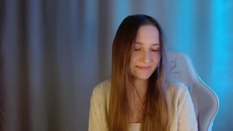 Annie online show from May 5, 2026, 7:55 pm
