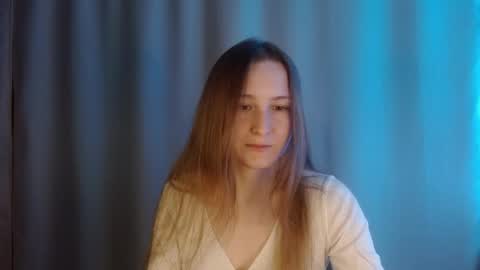 Annie online show from May 13, 2026, 8:38 pm