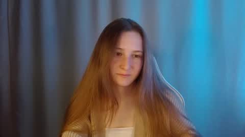 Annie online show from May 30, 2026, 9:23 pm