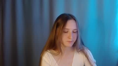 Annie online show from May 31, 2026, 9:16 pm