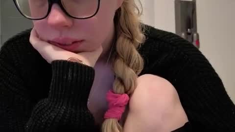 Sweetiek1tty online show from February 15, 2026, 1:13 am