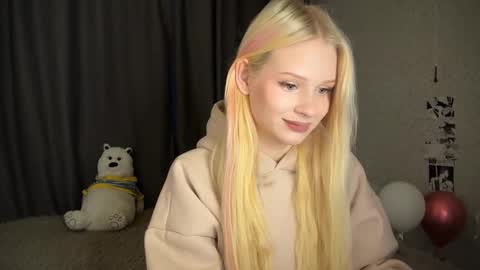 Snapshot of sweetielis chatting on December 24, 2024, 6:44 am sweetie Lisa3 online show from December 24, 2024, 6:44 am