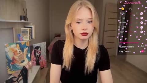 Snapshot of sweetielis chatting on September 28, 2025, 8:20 am sweetie Lisa3 online show from September 28, 2025, 8:20 am