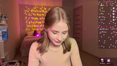 Snapshot of sweetielis chatting on January 10, 2026, 5:37 pm sweetie Lisa3 online show from January 10, 2026, 5:37 pm