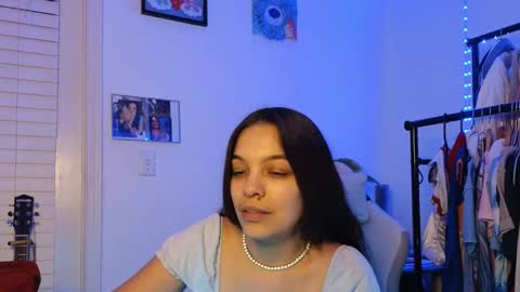 Snapshot of sweetieslikebutter chatting on September 30, 2025, 5:45 am Blu Sweets online show from September 30, 2025, 5:45 am