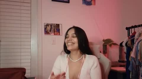 Snapshot of sweetieslikebutter chatting on October 1, 2025, 7:14 am Blu Sweets online show from October 1, 2025, 7:14 am