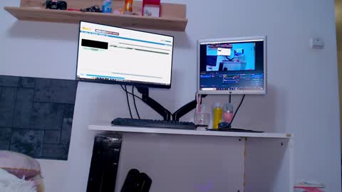 Snapshot of sweetjess022 chatting on January 9, 2025, 10:31 pm jessica online show from January 9, 2025, 10:31 pm