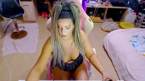 Snapshot of sweetjess022 chatting on September 30, 2025, 10:48 pm jessica online show from September 30, 2025, 10:48 pm