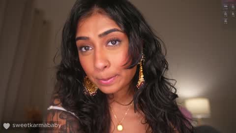 Snapshot of sweetkarmababy chatting on January 15, 2025, 12:19 am Karma Sutra sweetkarmababy online show from January 15, 2025, 12:19 am