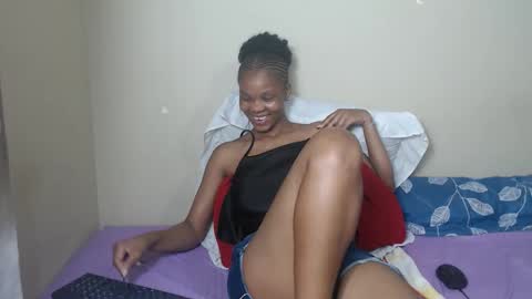 sweetlipss_ online show from December 14, 2025, 8:13 pm