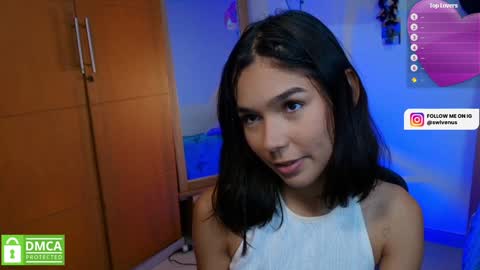 Snapshot of sweetlittlevenus chatting on February 5, 2025, 10:51 am Venus online show from February 5, 2025, 10:51 am