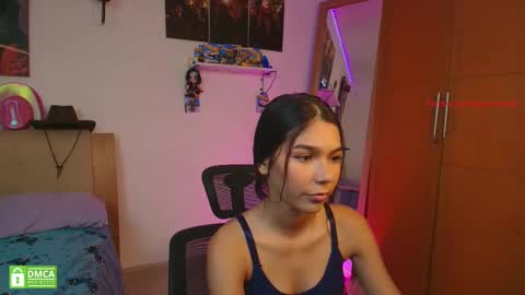 Snapshot of sweetlittlevenus chatting on February 12, 2025, 10:35 am Venus online show from February 12, 2025, 10:35 am