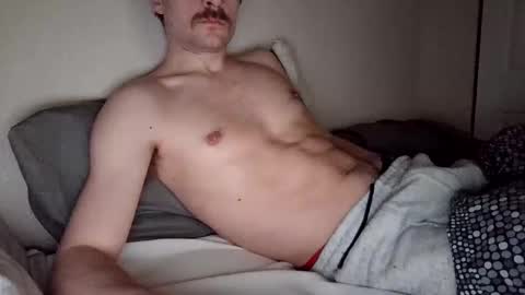 sweetlou22 online show from February 4, 2025, 6:14 am