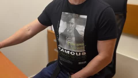 Sebastian online show from April 13, 2026, 1:05 pm