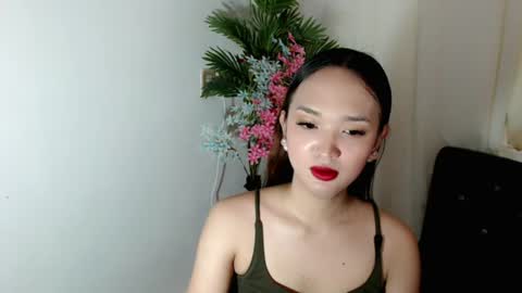 Snapshot of sweetlunarose chatting on June 21, 2026, 5:54 am lilcherry online show from June 21, 2026, 5:54 am
