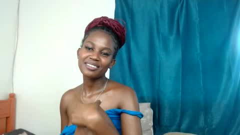 Snapshot of sweetlykaya chatting on July 1, 2026, 12:07 pm KAYA online show from July 1, 2026, 12:07 pm