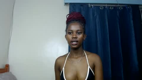 Snapshot of sweetlykaya chatting on July 2, 2026, 11:22 pm KAYA online show from July 2, 2026, 11:22 pm