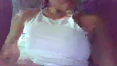 Snapshot of sweetlyraa chatting on January 11, 2025, 2:09 am SexyPInay with small tits online show from January 11, 2025, 2:09 am