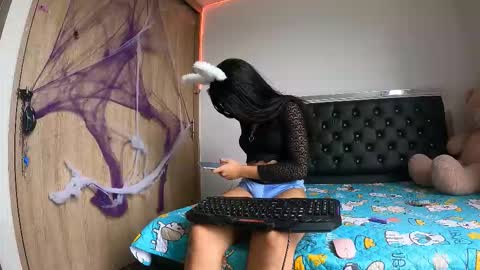 sweetmagic6 online show from November 5, 2025, 3:45 pm