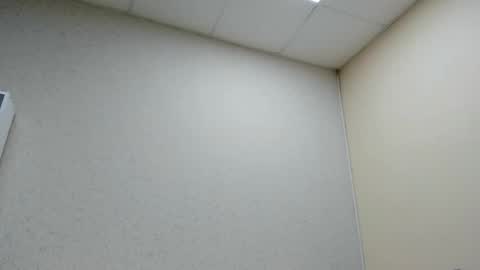 sweetmarylove online show from October 18, 2025, 9:43 am