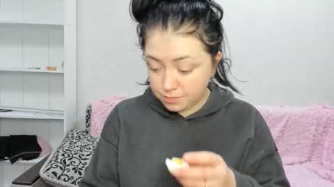 Snapshot of sweetmarylove chatting on February 22, 2026, 10:25 am sweetmarylove online show from February 22, 2026, 10:25 am