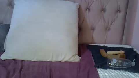 Snapshot of sweetmellowx1 chatting on March 1, 2025, 7:04 pm sweetmellowx1 online show from March 1, 2025, 7:04 pm