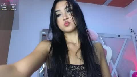 Snapshot of sweetmia__1 chatting on February 25, 2025, 12:24 pm Mia online show from February 25, 2025, 12:24 pm