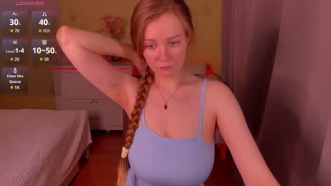 Snapshot of sweetmilkis chatting on March 20, 2026, 11:37 am Swetmilkis online show from March 20, 2026, 11:37 am