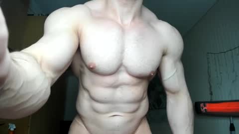 Snapshot of sweetmuscles_boy chatting on February 17, 2025, 4:04 pm Lorenzo online show from February 17, 2025, 4:04 pm