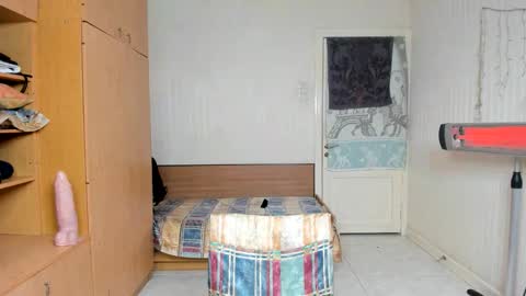 Snapshot of sweetmuscles_boy chatting on November 6, 2025, 5:47 pm Lorenzo online show from November 6, 2025, 5:47 pm