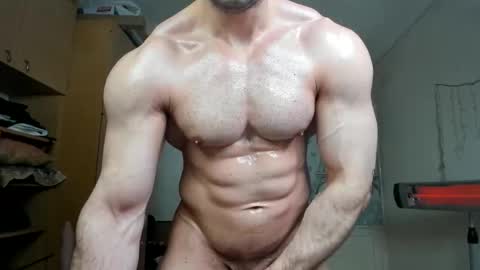 Snapshot of sweetmuscles_boy chatting on November 22, 2025, 6:56 am Lorenzo online show from November 22, 2025, 6:56 am