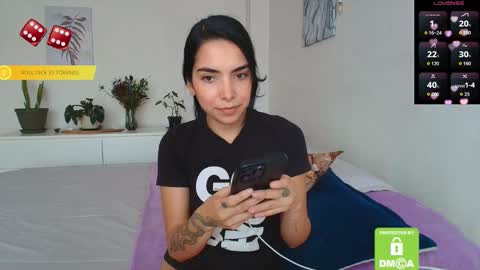 Sweet Mysterious online show from December 15, 2025, 12:53 pm