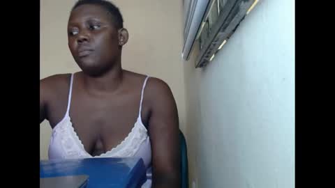 Snapshot of sweetnectarx chatting on February 16, 2025, 1:49 pm sweetnectarx online show from February 16, 2025, 1:49 pm