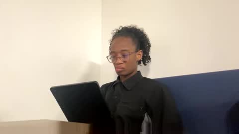 sweetness_cool online show from February 24, 2026, 1:47 am