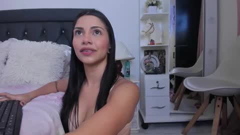 Snapshot of sweetnicky1 chatting on February 1, 2026, 11:03 pm sweetnicky1 online show from February 1, 2026, 11:03 pm